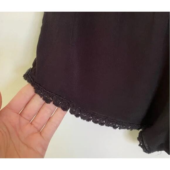 Revolve Lovers + Friends Lace Trim Appliqué Shorts - Picture 5 of 7